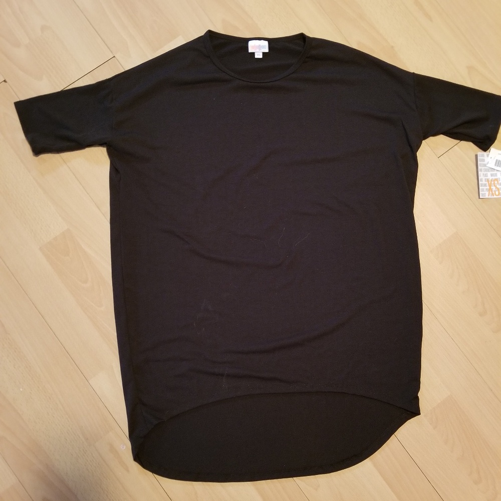 Solid black Irma